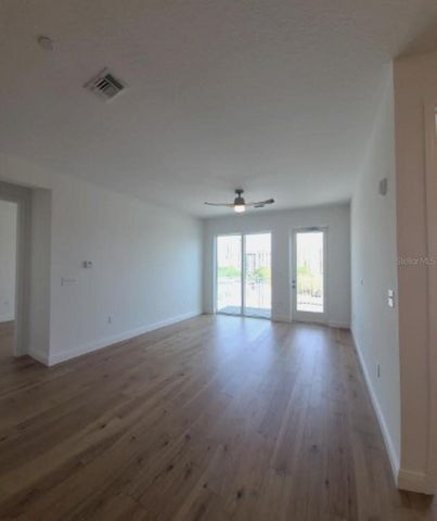 644 3RD AVENUE S 408, St Petersburg, FL 33701