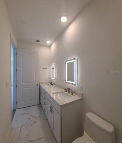 644 3RD AVENUE S 408, St Petersburg, FL 33701
