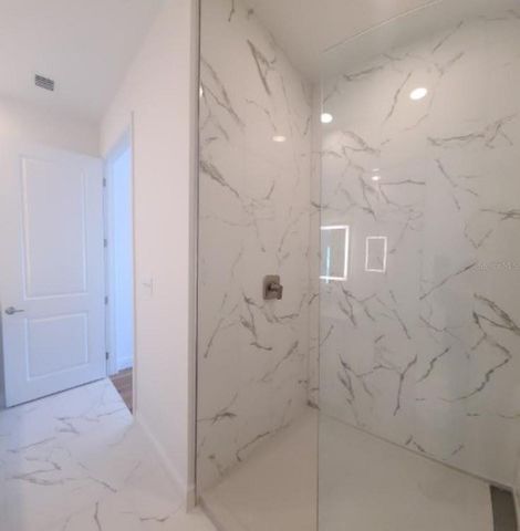 644 3RD AVENUE S 408, St Petersburg, FL 33701