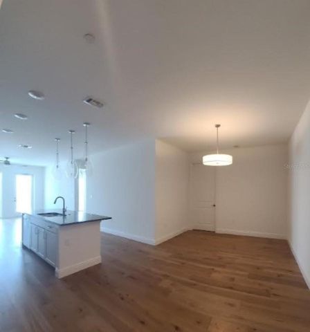 644 3RD AVENUE S 408, St Petersburg, FL 33701
