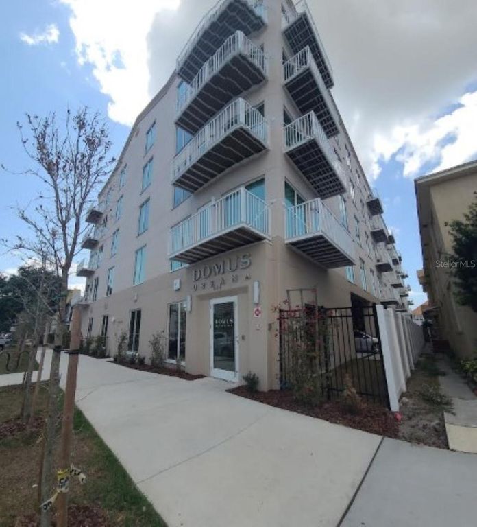 644 3RD AVENUE S 408, St Petersburg, FL 33701