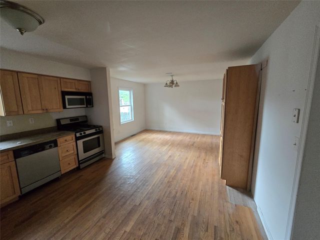 27 Thompson Street, Port Jervis, NY 12771