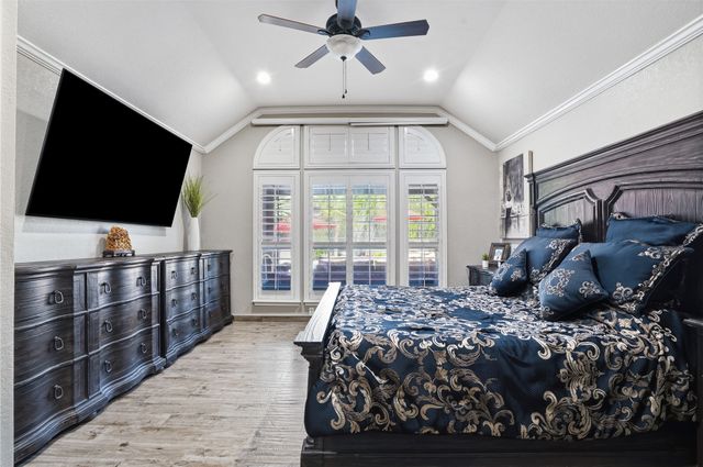 717 Saint Johns Drive, Mansfield, TX 76063