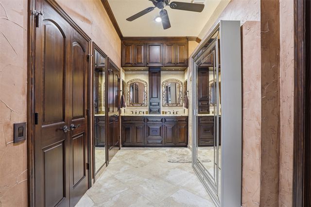 717 Saint Johns Drive, Mansfield, TX 76063