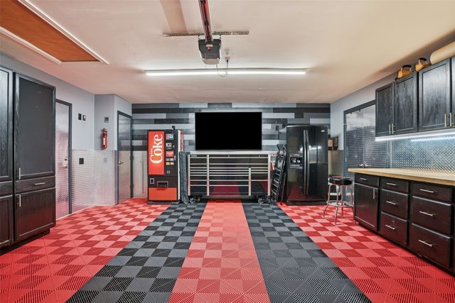 717 Saint Johns Drive, Mansfield, TX 76063