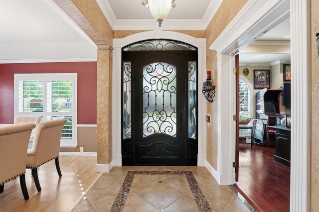 717 Saint Johns Drive, Mansfield, TX 76063