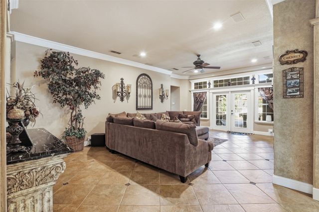 717 Saint Johns Drive, Mansfield, TX 76063