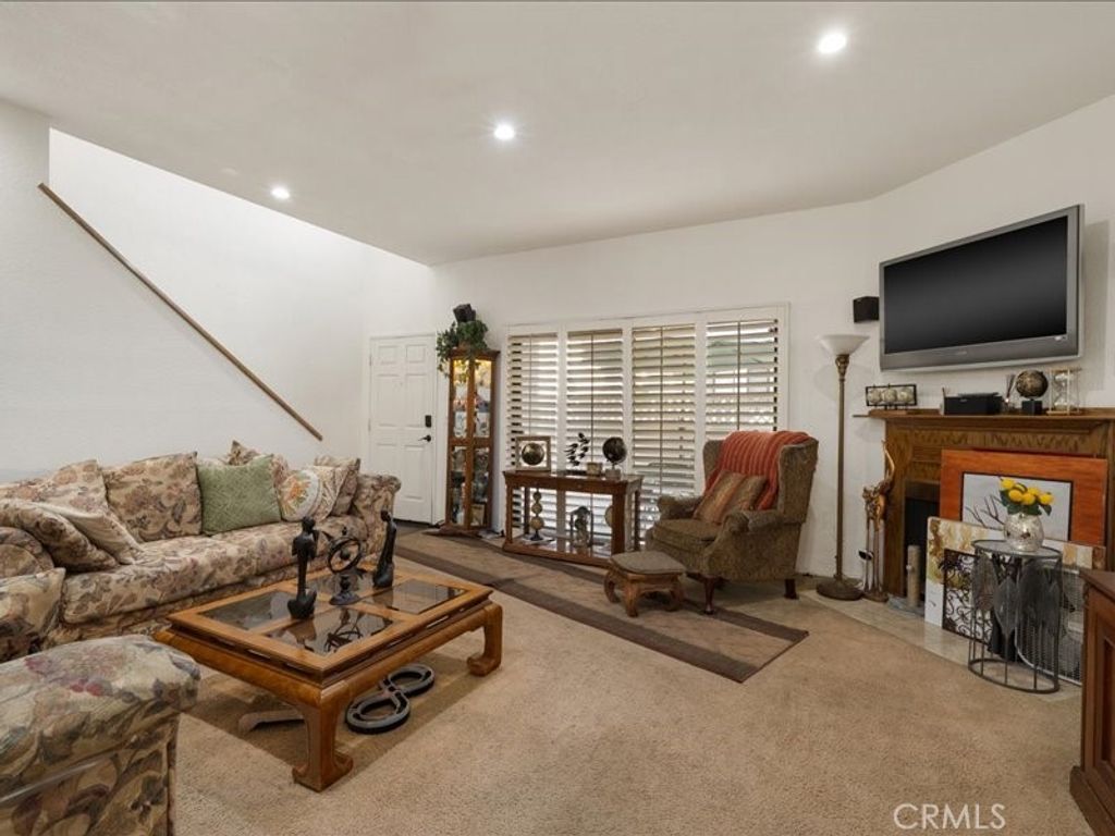 Image 10 of property listing at 15111 Freeman, Lawndale, CA 90260