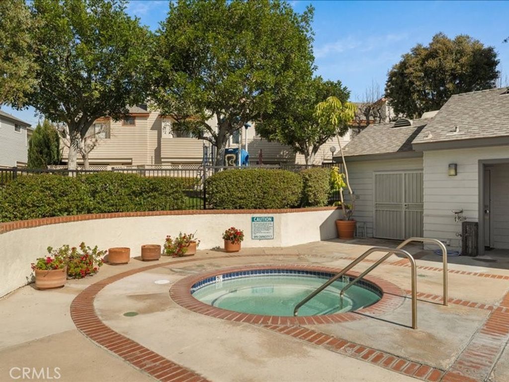 Image 39 of property listing at 15111 Freeman, Lawndale, CA 90260