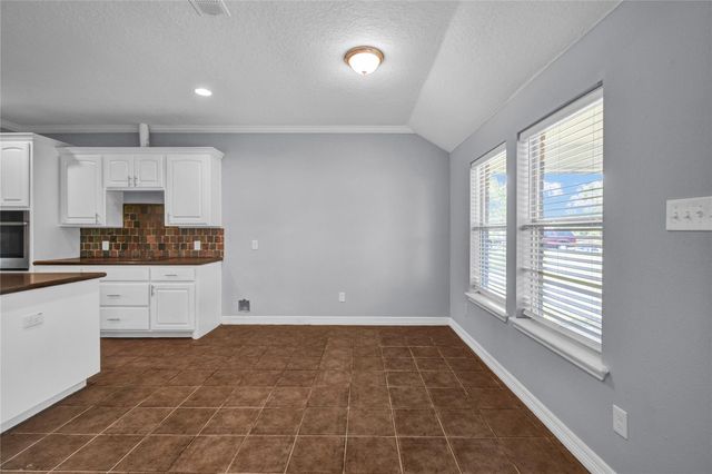 7411 Augusta Lane, Rosharon, TX 77583