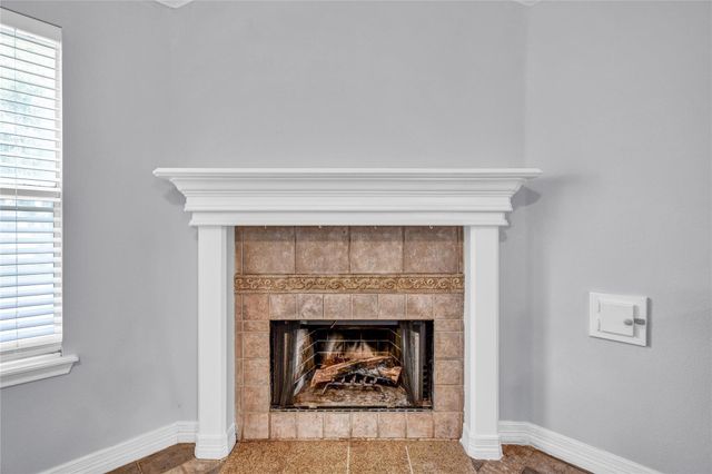 7411 Augusta Lane, Rosharon, TX 77583
