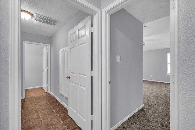 7411 Augusta Lane, Rosharon, TX 77583