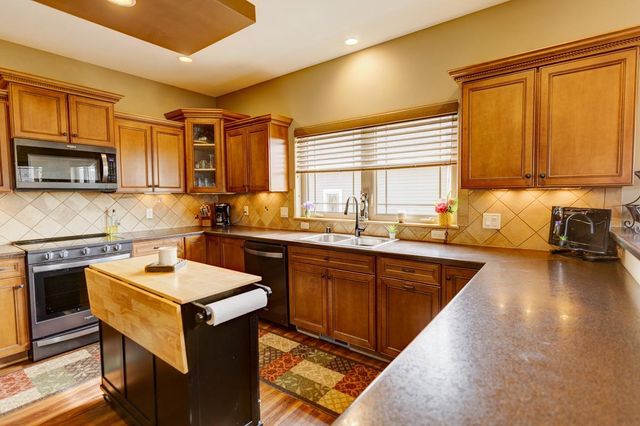 1425 Nels Court, Waunakee, WI 53597