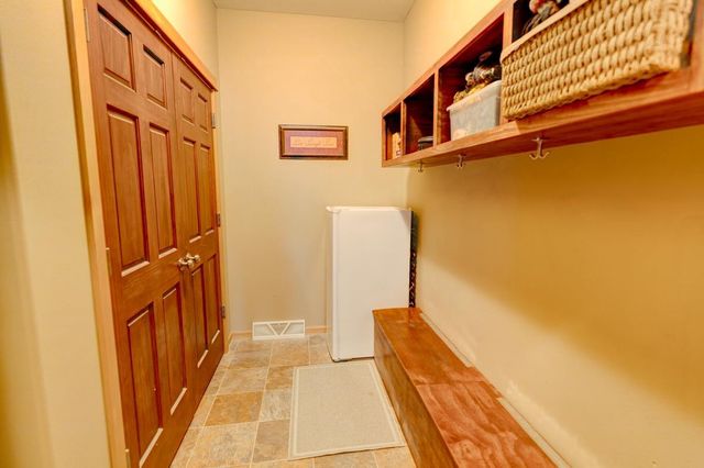 1425 Nels Court, Waunakee, WI 53597