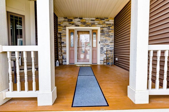 1425 Nels Court, Waunakee, WI 53597