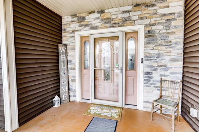 1425 Nels Court, Waunakee, WI 53597