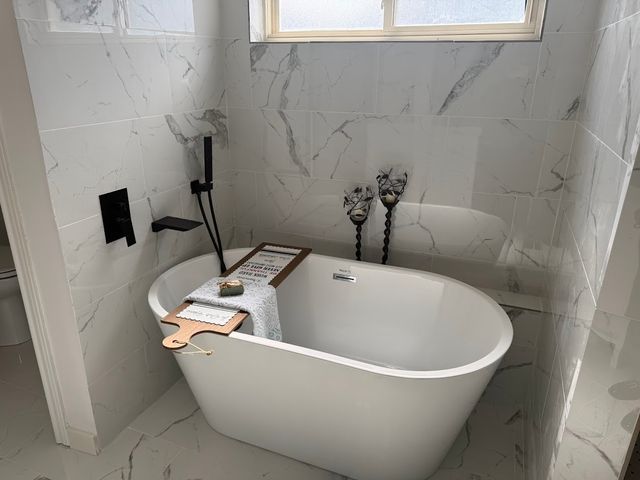 413 Kingsbridge Court, Garland, TX 75040