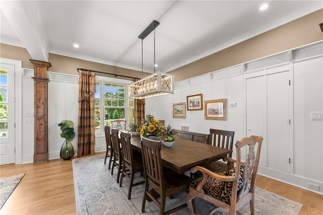 5329 Retreat Drive, Flowery Branch, GA 30542