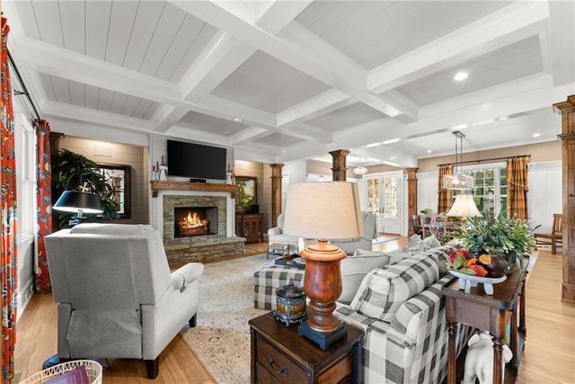 5329 Retreat Drive, Flowery Branch, GA 30542