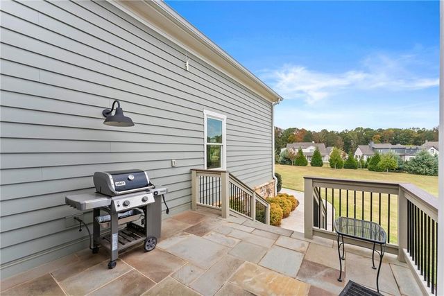 5329 Retreat Drive, Flowery Branch, GA 30542