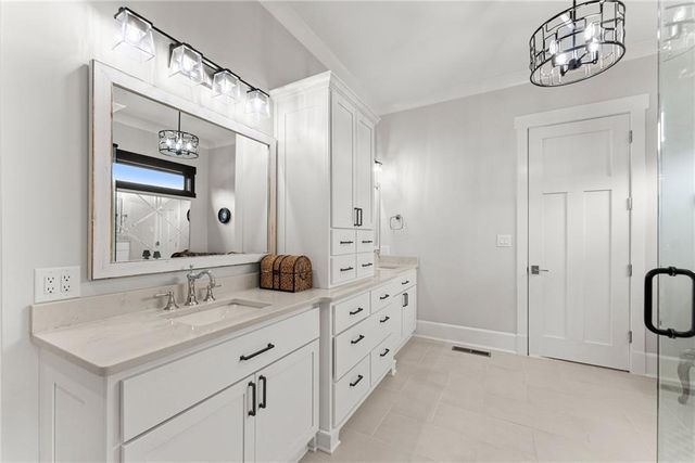 5329 Retreat Drive, Flowery Branch, GA 30542