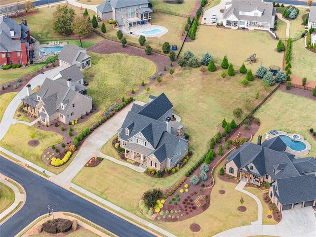 5329 Retreat Drive, Flowery Branch, GA 30542