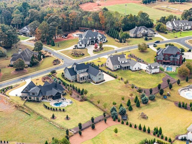 5329 Retreat Drive, Flowery Branch, GA 30542