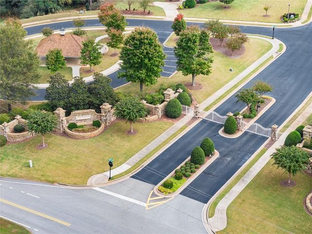 5329 Retreat Drive, Flowery Branch, GA 30542