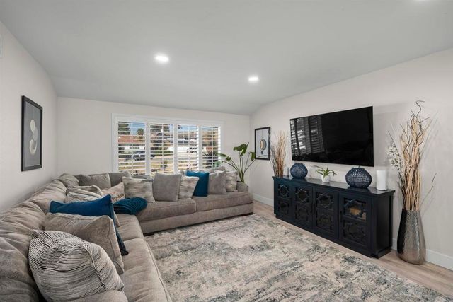 5621 Loping Lane, Bonita, CA 91902