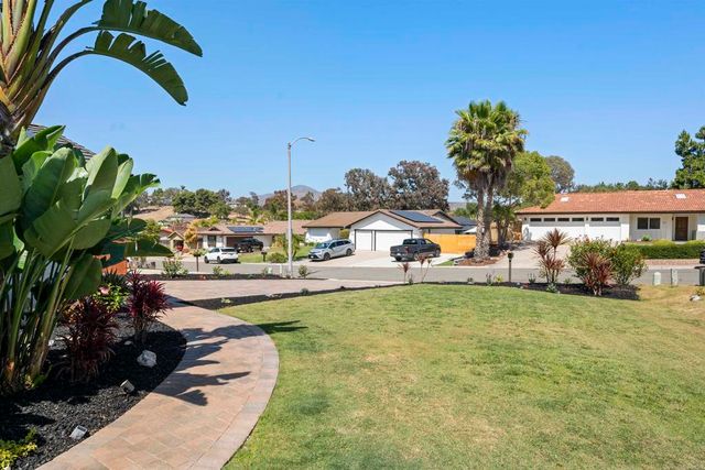 5621 Loping Lane, Bonita, CA 91902