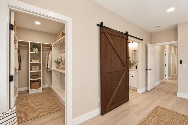 2450 Knoll St, Sacramento, CA 95815