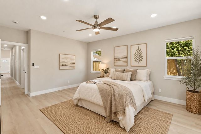 2450 Knoll St, Sacramento, CA 95815
