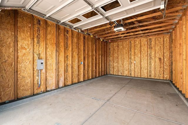 2450 Knoll St, Sacramento, CA 95815