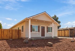 2450 Knoll St, Sacramento, CA 95815