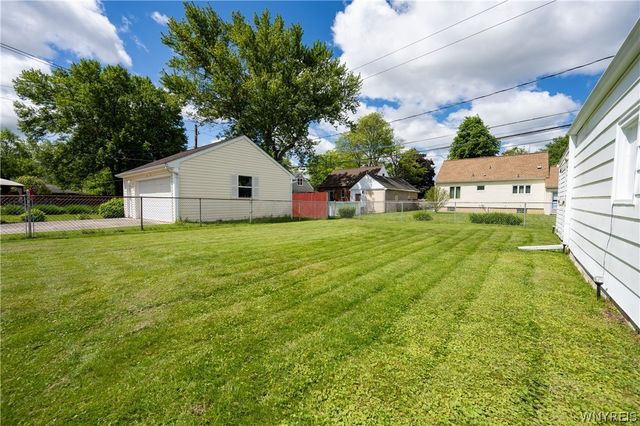 44 Warren Avenue, West Seneca, NY 14224