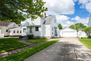44 Warren Avenue, West Seneca, NY 14224