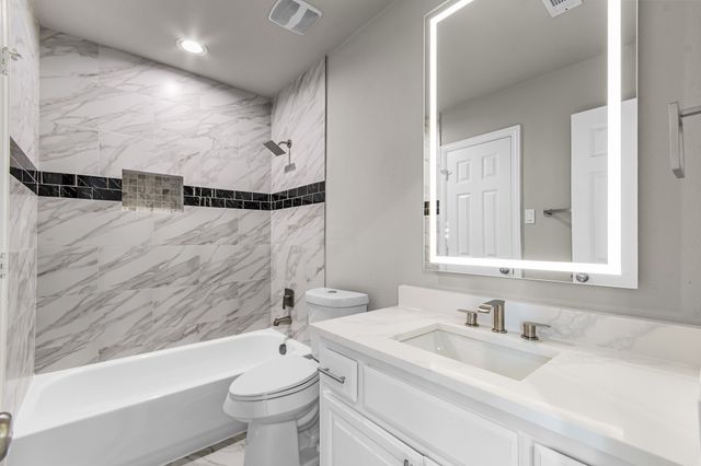 632 Duke Saxony Drive, Lewisville, TX 75056