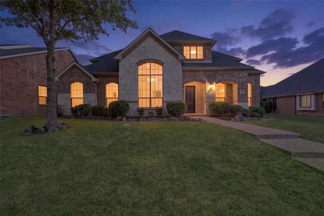 632 Duke Saxony Drive, Lewisville, TX 75056