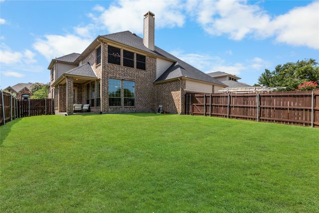 632 Duke Saxony Drive, Lewisville, TX 75056
