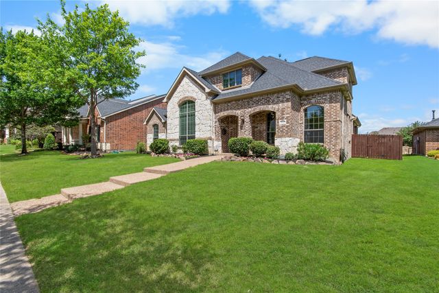 632 Duke Saxony Drive, Lewisville, TX 75056