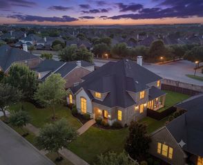 632 Duke Saxony Drive, Lewisville, TX 75056