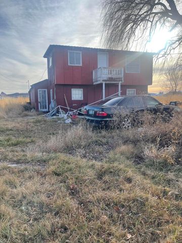 3364 Johns Avenue, Klamath Falls, OR 97603