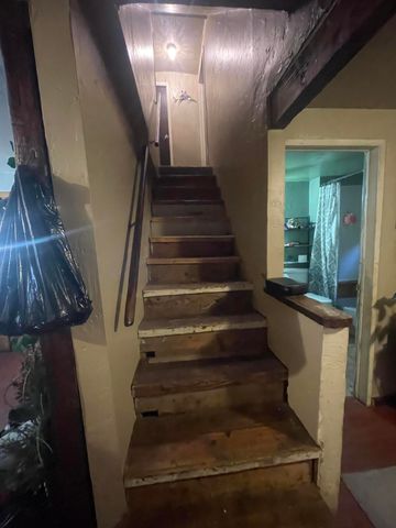 3364 Johns Avenue, Klamath Falls, OR 97603