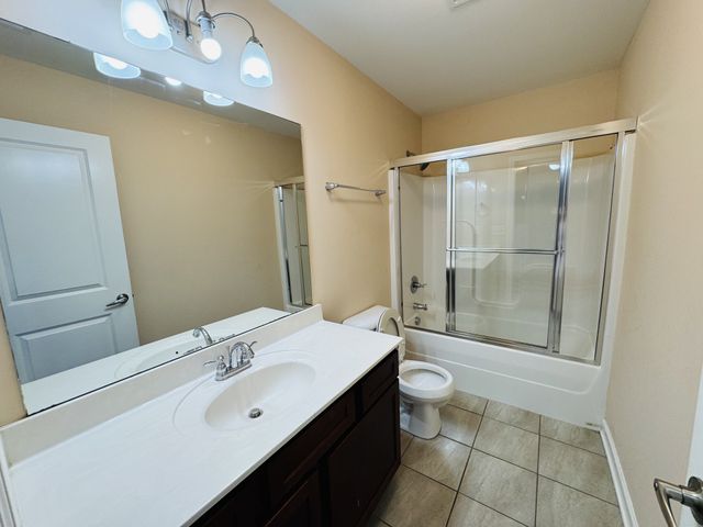 8028 Brockman Ln, Nashville, TN 37211