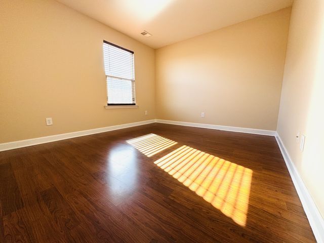 8028 Brockman Ln, Nashville, TN 37211