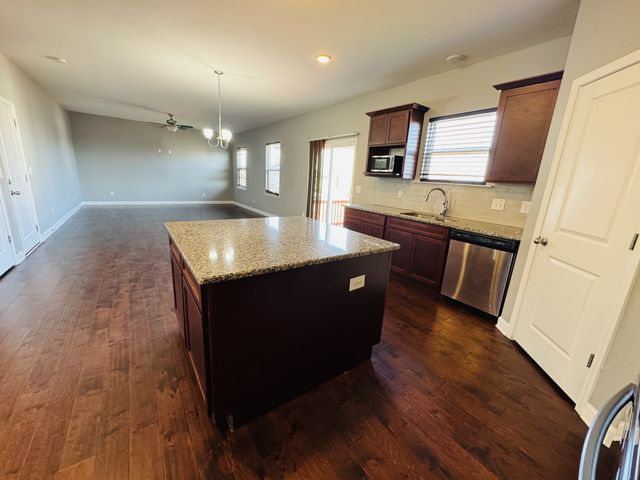 8028 Brockman Ln, Nashville, TN 37211