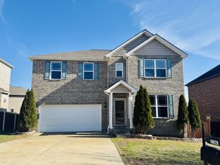 8028 Brockman Ln, Nashville, TN 37211