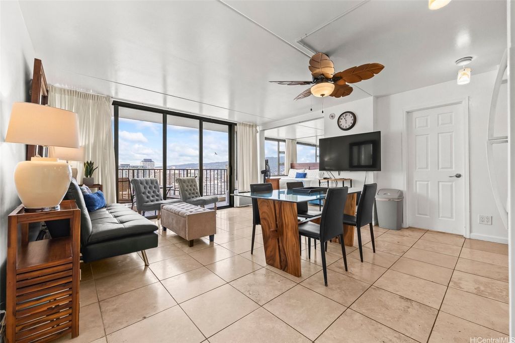 201 Ohua Avenue 3106, Honolulu, HI 96815