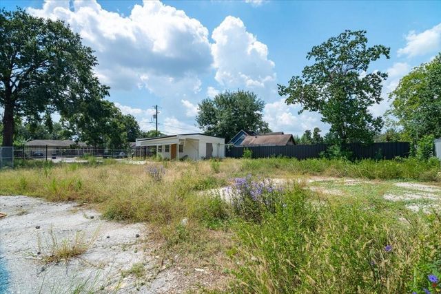 741 Mcdaniel Street, Houston, TX 77022
