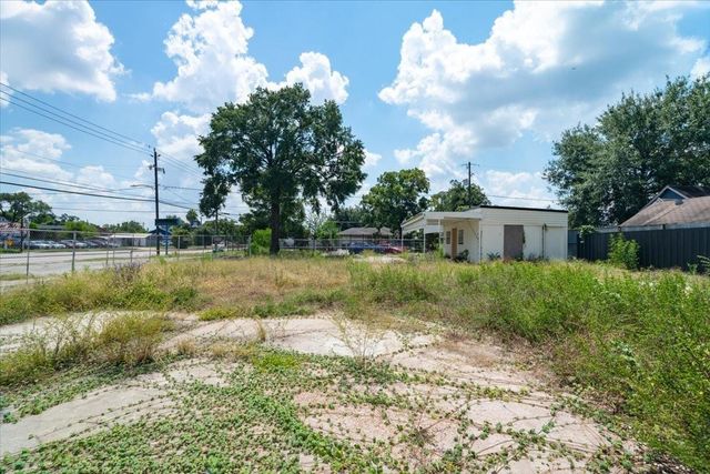 741 Mcdaniel Street, Houston, TX 77022